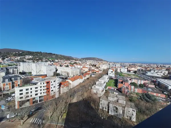 Appartement à louer - CLERMONT-FERRAND, 3 pièces