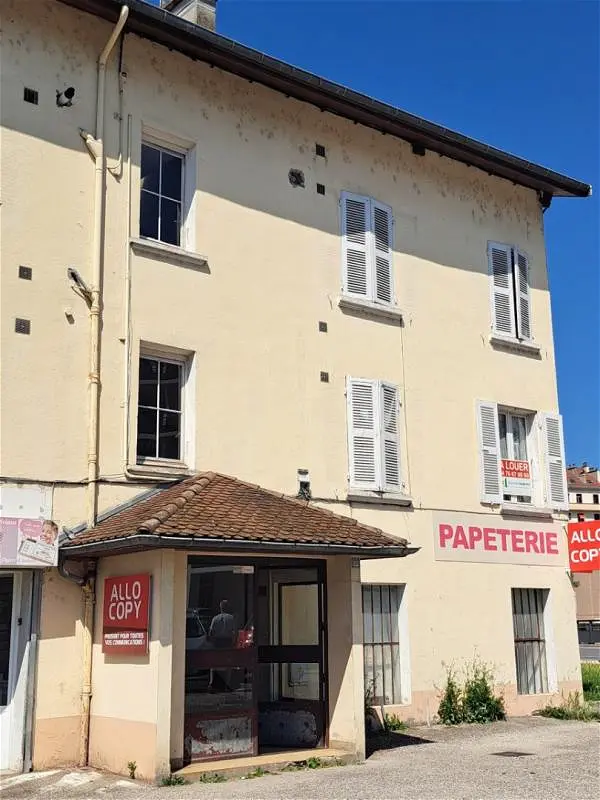 Appartement à louer - Voiron, 3 pièces