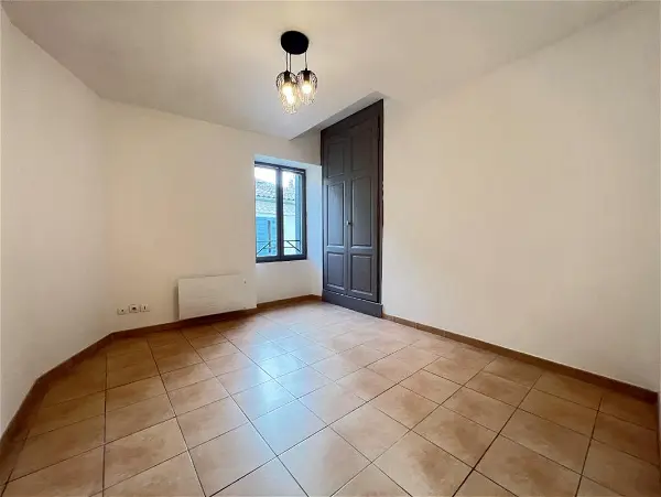 Appartement à louer - Montélimar, 2 pièces