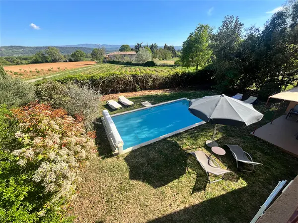 Achat maison 6 pièces - 163m² à Saint saturnin les apt (84490)
