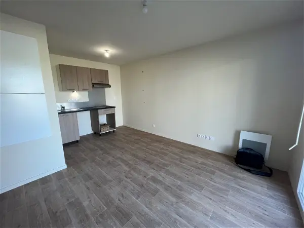 Appartement à louer - FLEURY-SUR-ORNE, 2 pièces