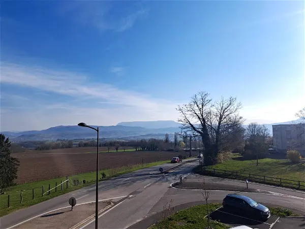 Appartement à louer - Les Abrets en Dauphiné, 3 pièces