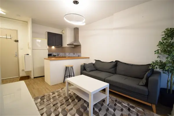 Appartement à louer - SANARY SUR MER, 2 pièces