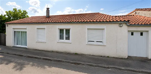 Location maison 5 pièces - 90.61m² à Saintes (17100)