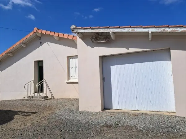 Location maison 4 pièces - 92.22m² à La limouziniere (44310)