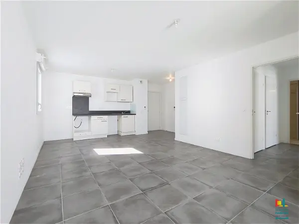 Location appartement 3 pièces - 62.11m² à Cenon (33150)