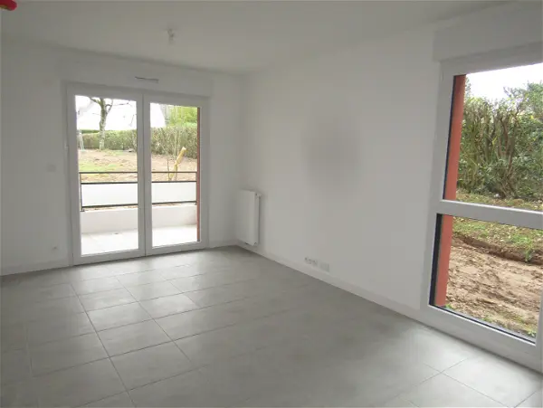 Appartement à louer - SAINTE LUCE SUR LOIRE, 2 pièces