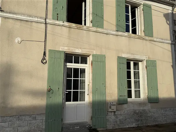 Achat maison 4 pièces - 107m² à Nachamps (17380)