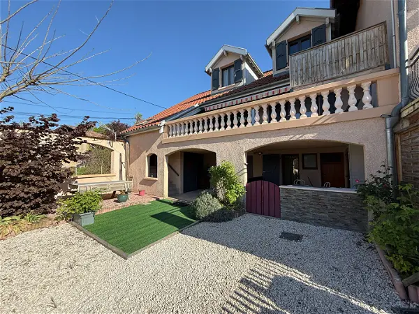Maison à vendre - RENAGE, 7 pièces