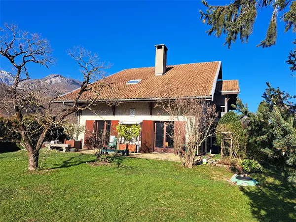 Maison à vendre - LE GUA, 5 pièces