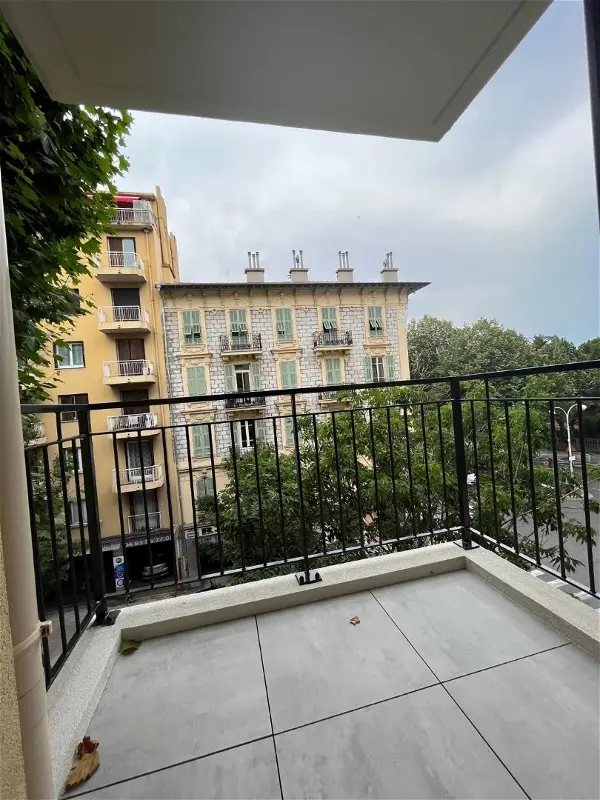 Location appartement 1 pièce - 25.5m² à Nice (06300)
