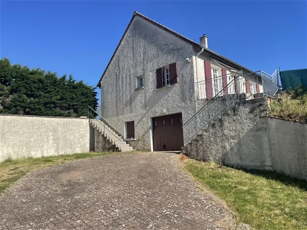 Location maison 4 pièces - 93.63m² à Descartes (37160)