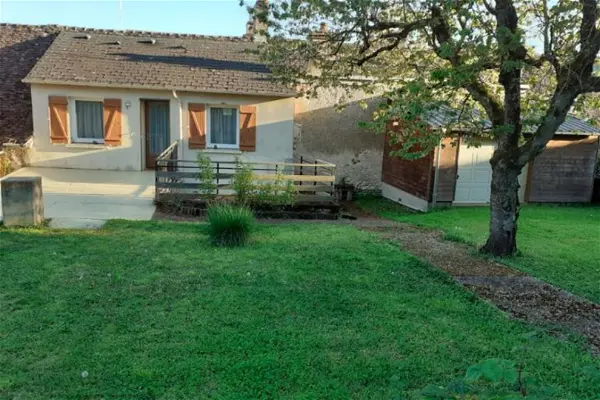 Maison à vendre - ST SATUR, 3 pièces