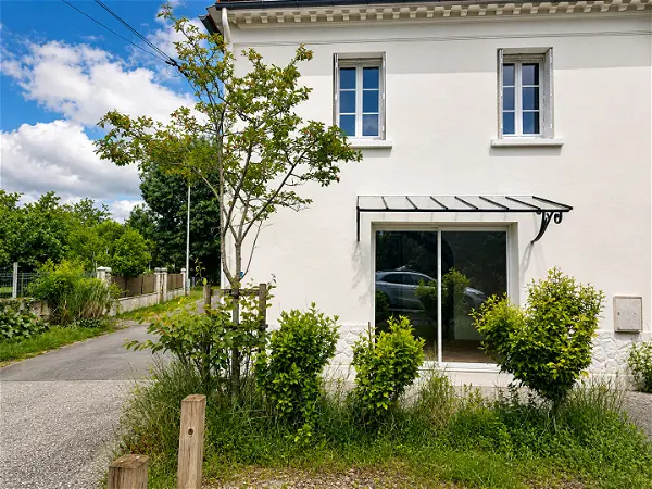 Location maison 4 pièces - 105.9m² à Les gonds (17100)