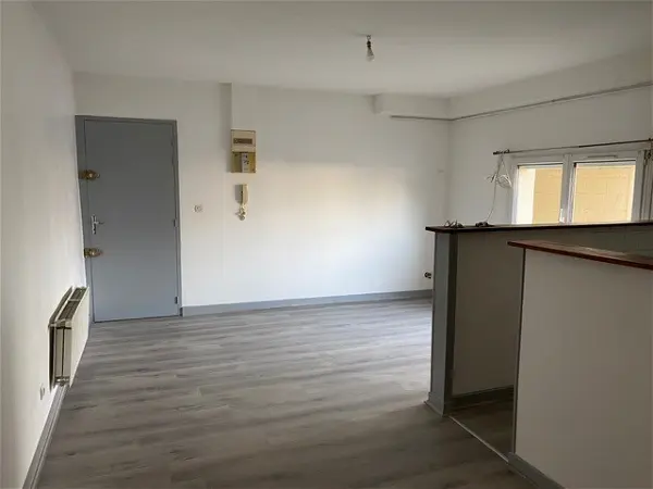 Location appartement 3 pièces - 51.68m² à Chatellerault (86100)
