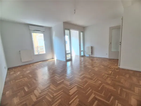 Appartement à louer - Villefranche-sur-Saône, 3 pièces