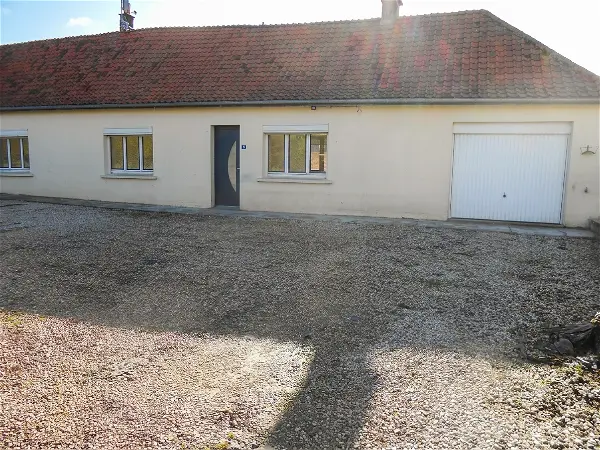 Maison à louer - Linzeux, 3 pièces