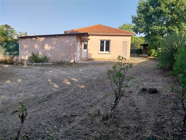 Achat maison 1 pièce - 94m² à Lesparre medoc (33340)
