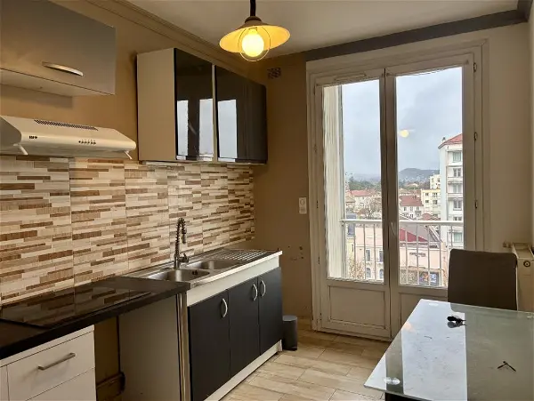 Location appartement 3 pièces - 60.85m² à Romans-sur-isère (26100)