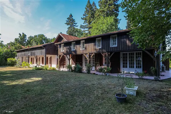 Maison à vendre - MIOS, 11 pièces