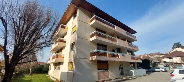 Appartement à vendre - ETREMBIERES, 3 pièces