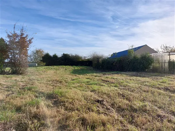 Terrain à vendre - BUCHY - 914 m²