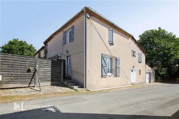 Achat maison 6 pièces - 125.86m² à La chaize le vicomte (85310)