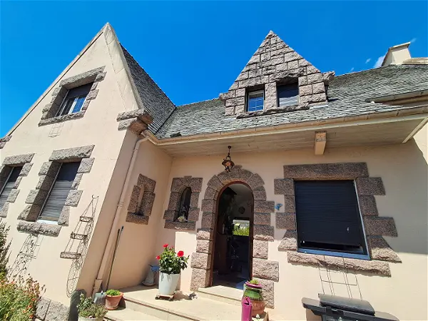Achat maison 8 pièces - 235m² à Saint julien du sault (89330)
