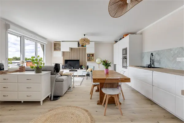 Appartement à vendre - CROIX, 4 pièces
