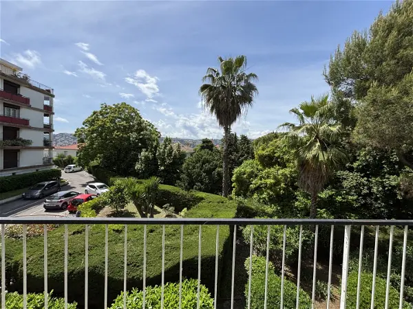 Location appartement 4 pièces - 121.09m² à Nice (06000)