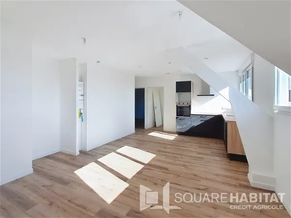 Appartement à louer - COLLINEE, 4 pièces