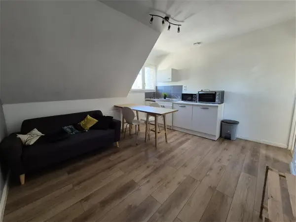 Appartement à louer - Valenciennes, 2 pièces