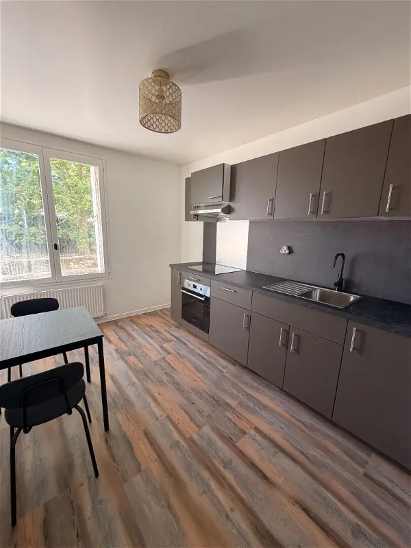 Appartement à louer - MIGENNES, 2 pièces