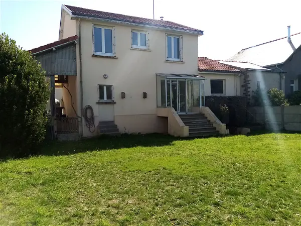 Location maison 5 pièces - 92m² à Chemille en anjou (49120)