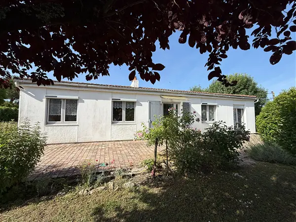 Maison à vendre - SURGERES, 5 pièces