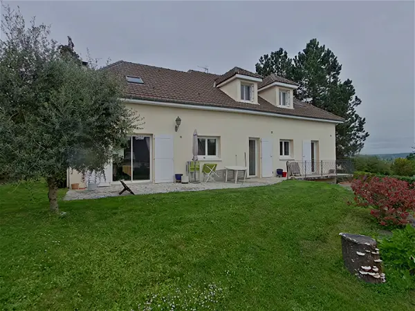 Maison à vendre - CHATELLERAULT, 8 pièces