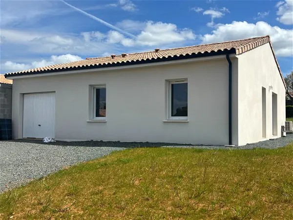 Maison à vendre - SERIGNE, 4 pièces