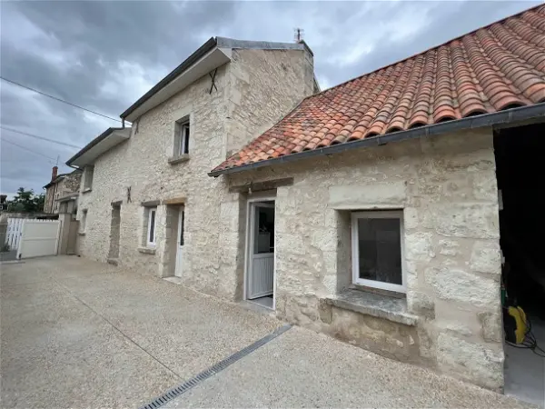 Maison à louer - CENON SUR VIENNE, 3 pièces