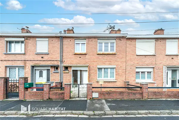 Maison à vendre - QUIEVRECHAIN, 5 pièces