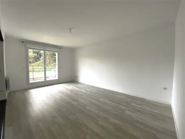 Location appartement 3 pièces - 65.74m² à La roche sur yon (85000)