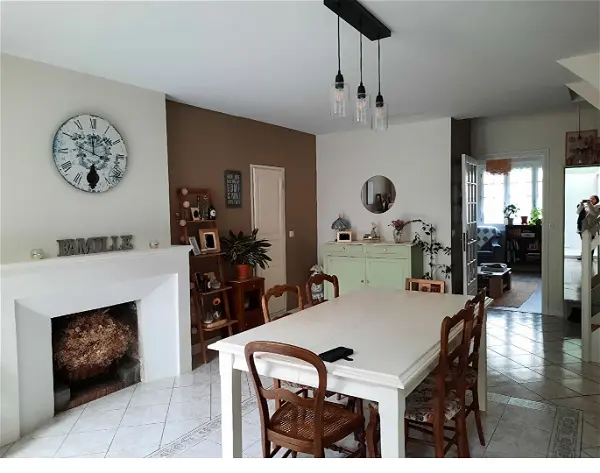 Location maison 6 pièces - 146.31m² à Tonnay charente (17430)