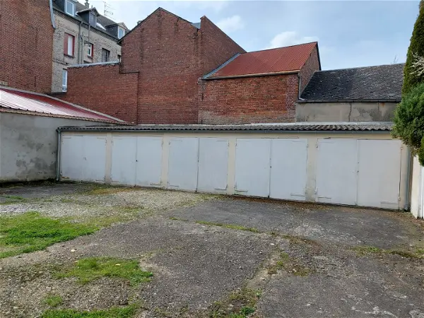 Stationnement à louer - EU - 15 m²