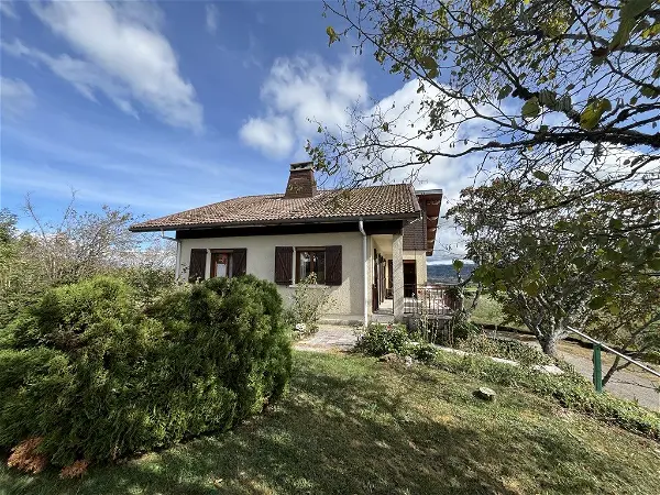 Achat maison 4 pièces - 105m² à Viry (39360)