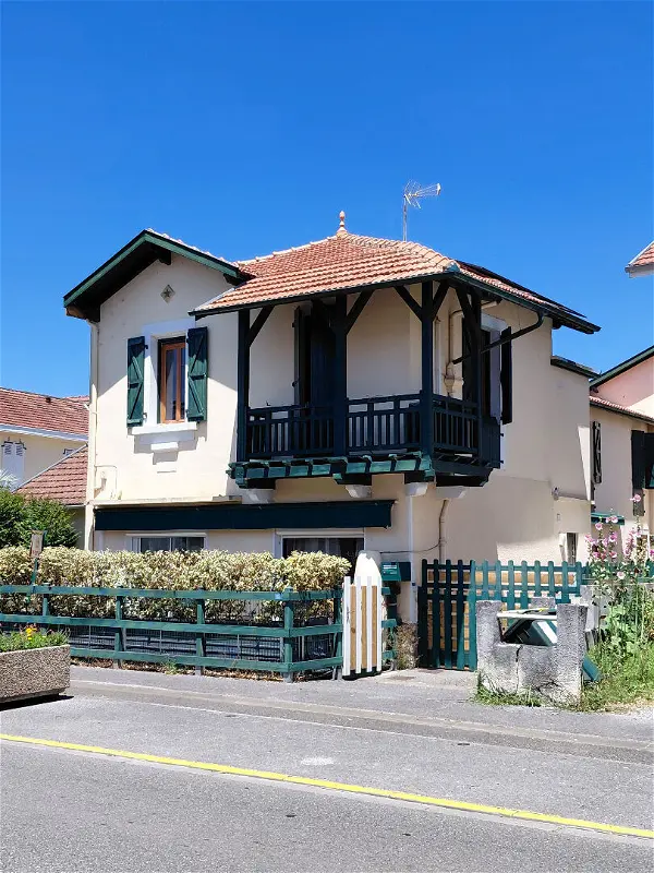 Maison à vendre - PUYOO, 9 pièces