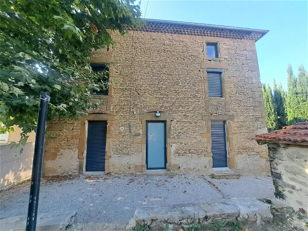 Location maison 4 pièces - 122.3m² à Saint-barthélemy-de-vals (26240)