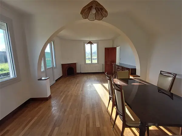 Maison à vendre - LESTELLE BETHARRAM, 7 pièces