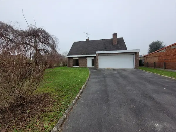Maison à louer - Saint-Amand-les-Eaux, 5 pièces