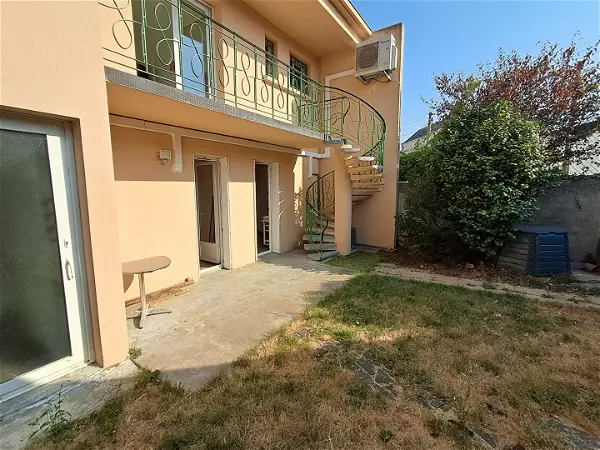 Maison à vendre - LA ROCHE SUR YON, 7 pièces