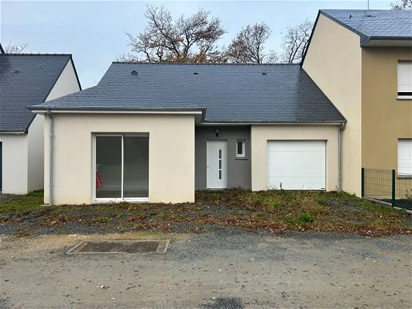 Maison à vendre - LE GENEST SAINT ISLE, 4 pièces