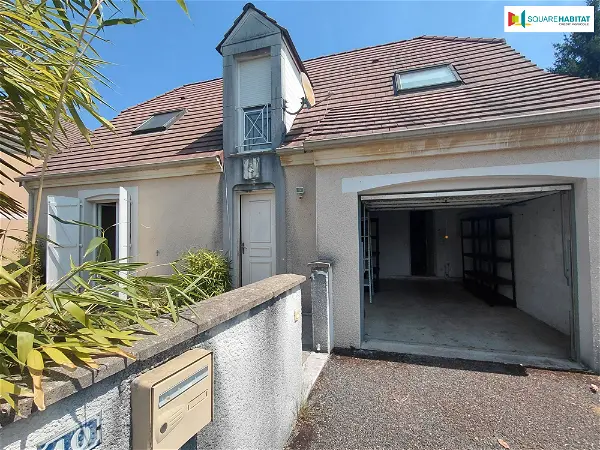 Location appartement 5 pièces - 120.28m² à Lons (64140)